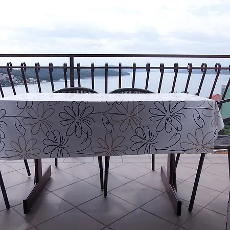 Apartments Curic Trogir Room photo