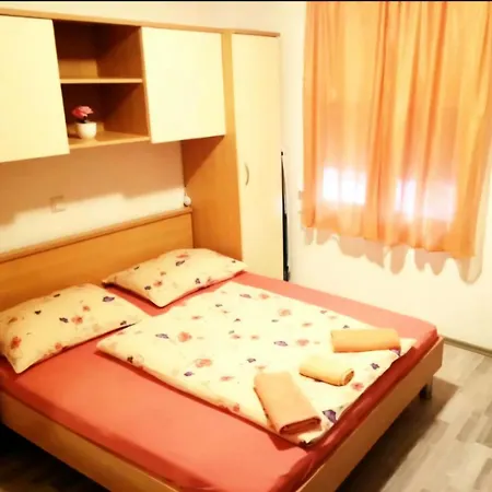 Apartments Curic Trogir Room photo